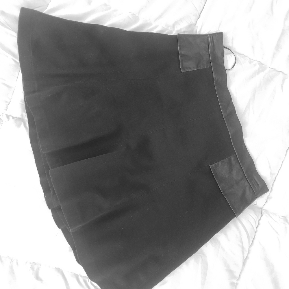 🚫SOLD🚫Black Faux Leather Accent Skater Skirt
